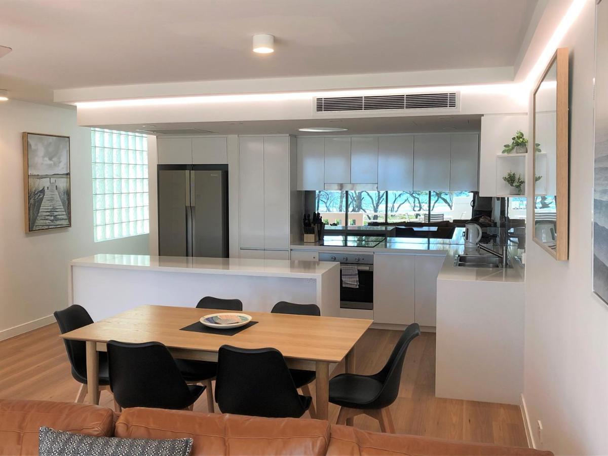 Camargue Beachfront Apartments Maroochydore Exterior photo
