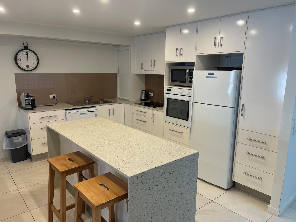 Camargue Beachfront Apartments Maroochydore Exterior photo
