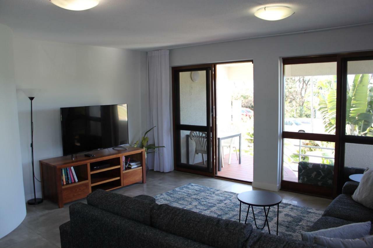 Camargue Beachfront Apartments Maroochydore Exterior photo